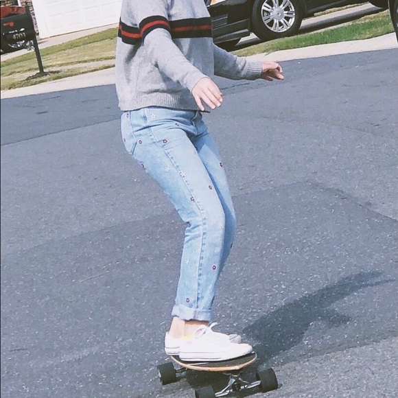 SOLD - PacSun Red Daisy Mom Jeans - Picture 4 of 7